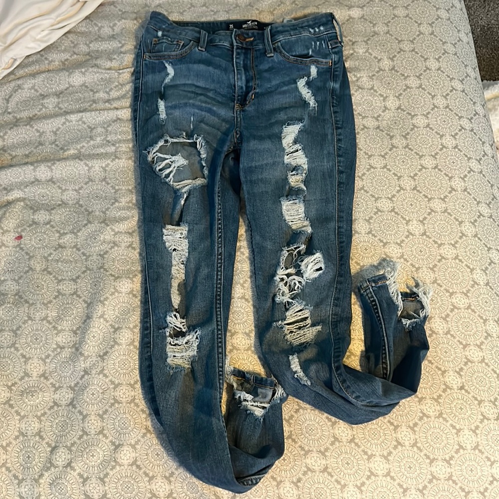 Hollister High-Rise Skinny Jeans